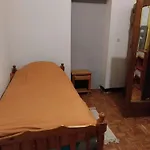 De 3 A Apartment *
